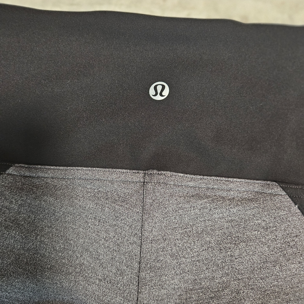 Lululemon Athletica Gray and Black Leggings - Picture 10 of 14